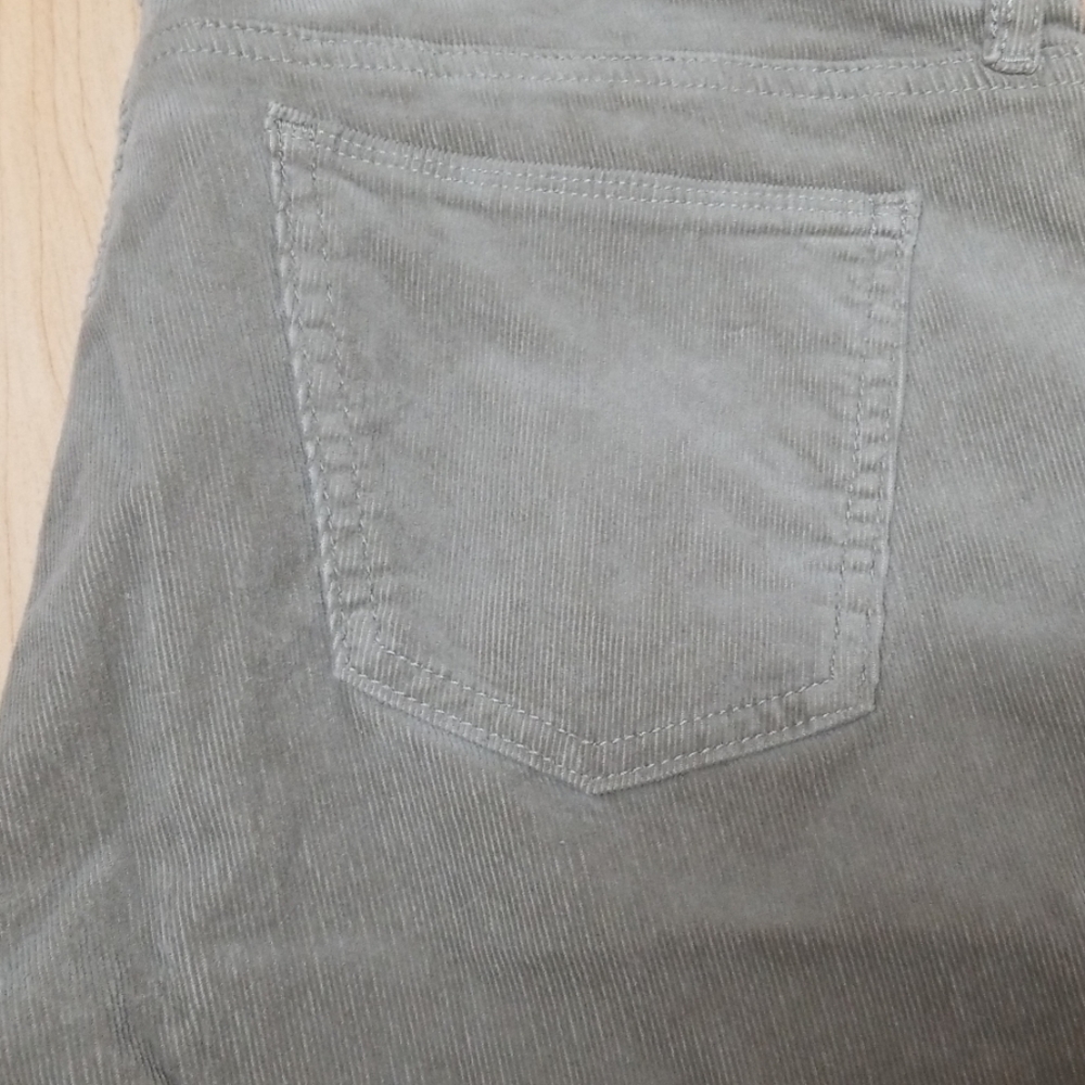 Pants - Picture 2 of 3